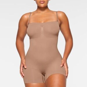 Skims Strapless Bodysuit